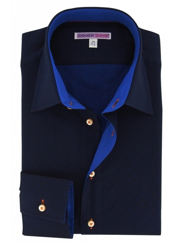 Men's slim cut shirt with