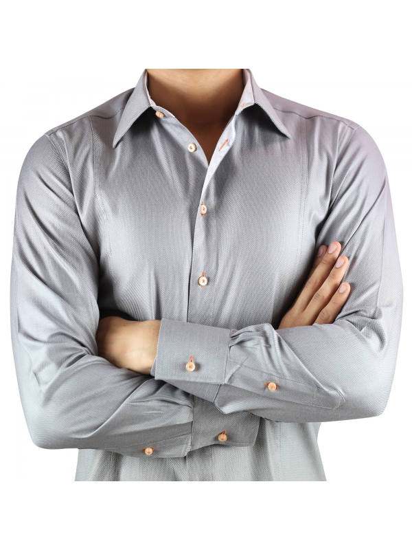 Men's slim cut shirt with